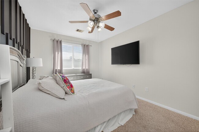 Building Photo - 2806 Windy Thicket Ln