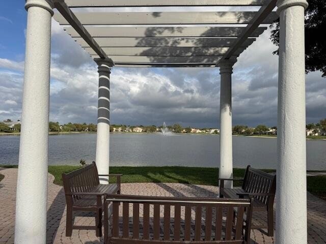 Building Photo - 1883 Oak Berry Cir