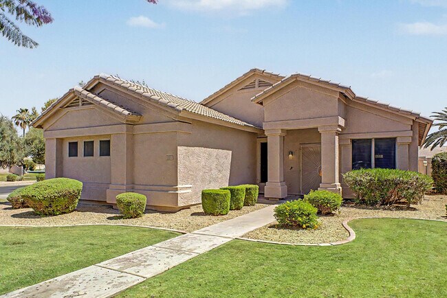 Building Photo - 1331 W Blue Ridge Ct