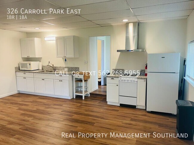 Building Photo - Studio Apartment for Rent in Long Beach