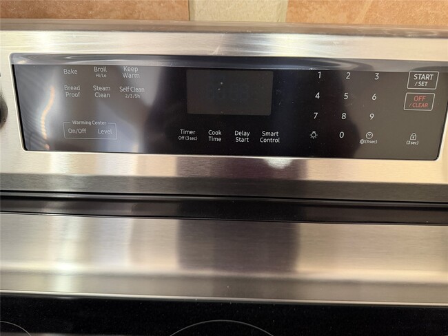 Building Photo - 9 Dewthread Ct