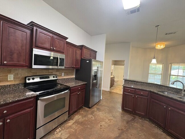 Building Photo - 2343 Genevieve Way