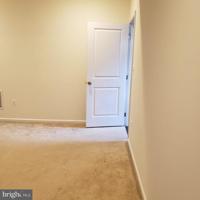 Building Photo - 23409 Berkeley Meadows Dr