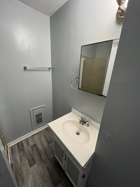 Building Photo - 415 9th St