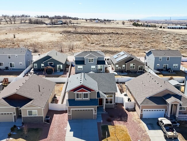 Building Photo - Amazing Cumberland Green home