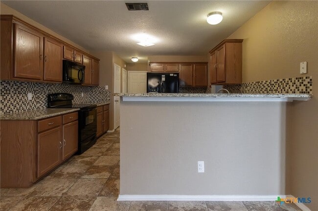 Building Photo - 5500 Leather Dr