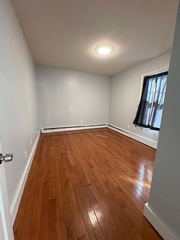 Building Photo - 87 Webster St