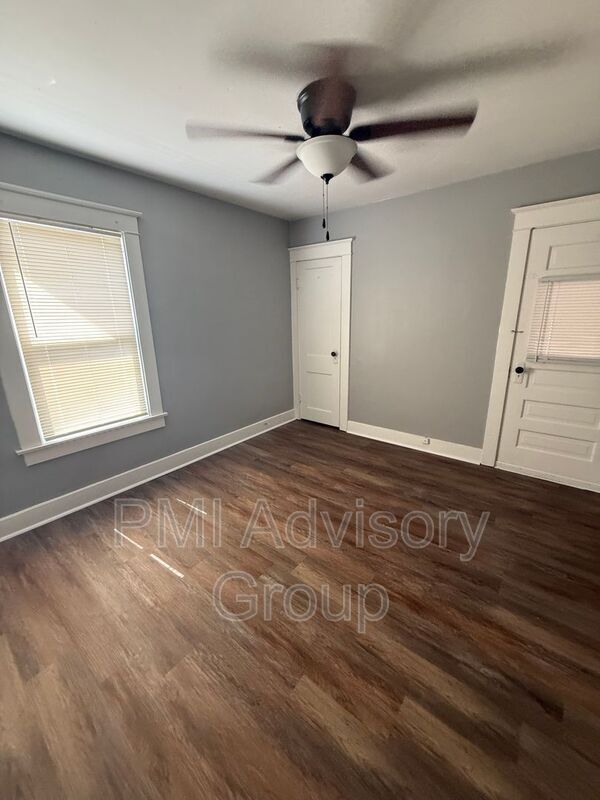 Building Photo - 1245 SW Boswell Ave