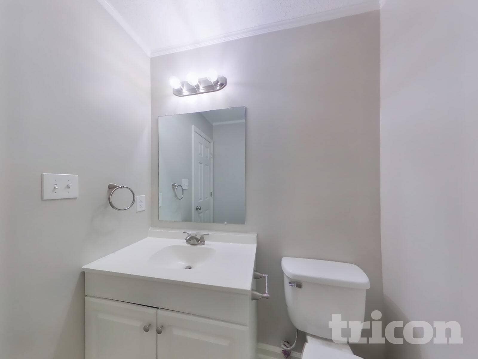 Building Photo - 6617 Flat Rock Dr