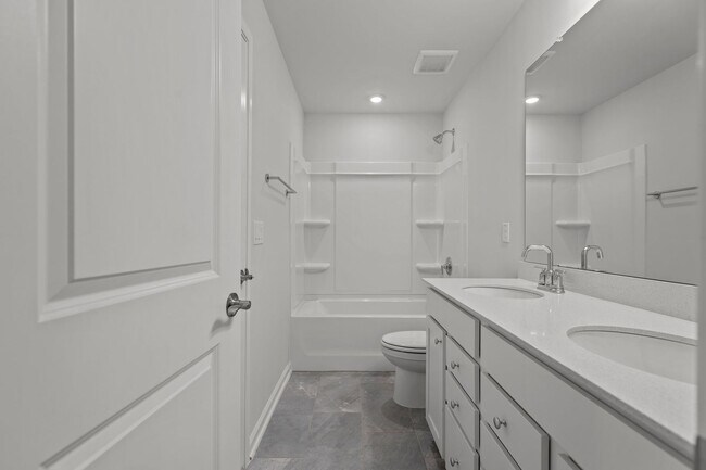 Building Photo - Gorgeous New Construction!  Updated Kitche...