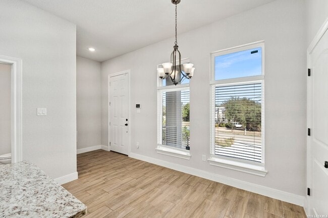 Building Photo - 229 High Dr