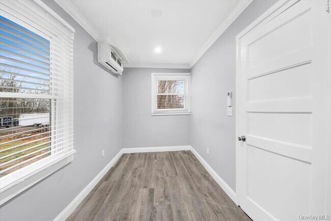 Building Photo - 39 Helena Ave