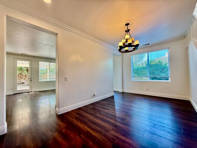 Building Photo - 13642 Pinnacle Way