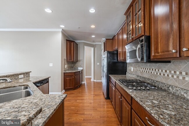 Building Photo - 2915 Murano Way