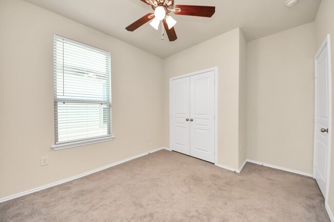 Building Photo - 14626 Sierra Garden Dr