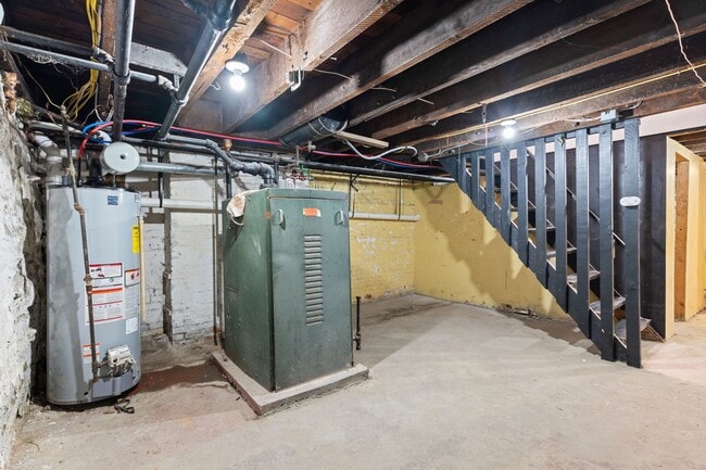 Building Photo - 2 Bed 1 bath House