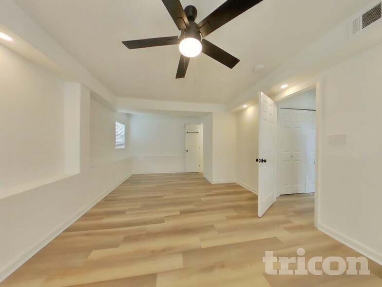 Building Photo - 2954 Lighthouse Ct