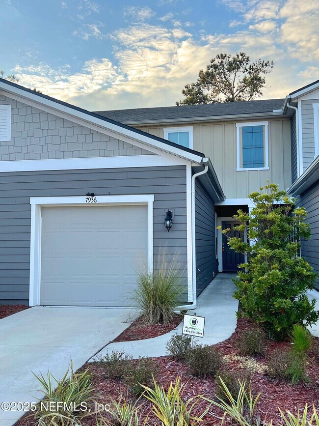 Primary Photo - 7936 Echo Springs Rd