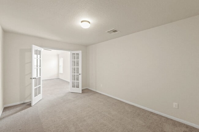 Building Photo - 16401 Olive Sparrow Dr