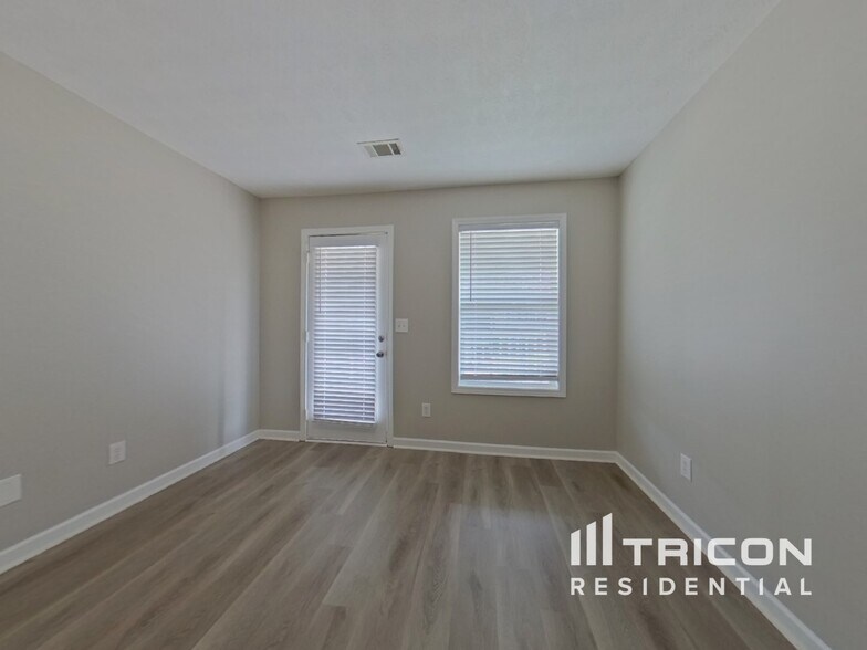 Building Photo - 249 Indian Lake Trail