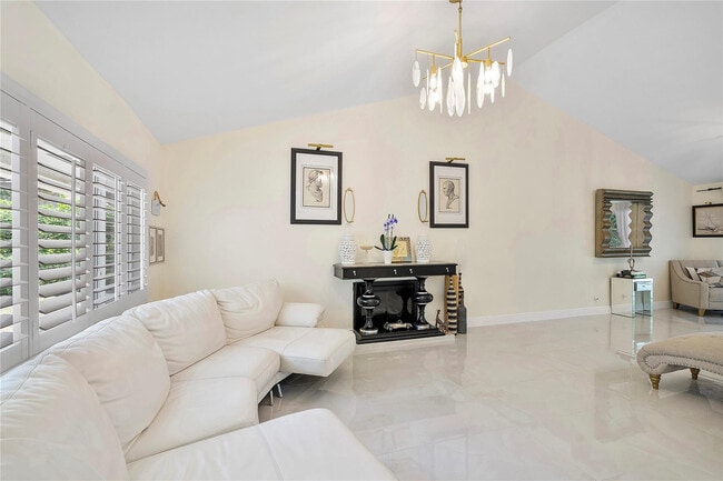 Building Photo - 10209 Vestal Ct