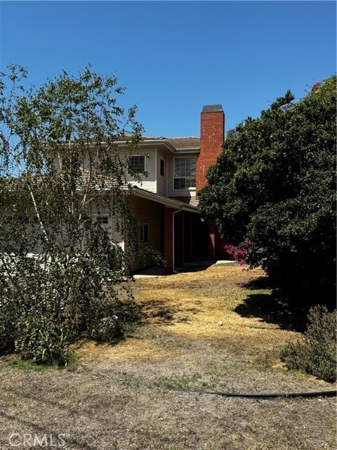 Primary Photo - 1083 E Elmwood Ave