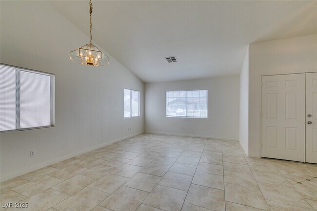 Building Photo - 2510 Roaring Lion Ave