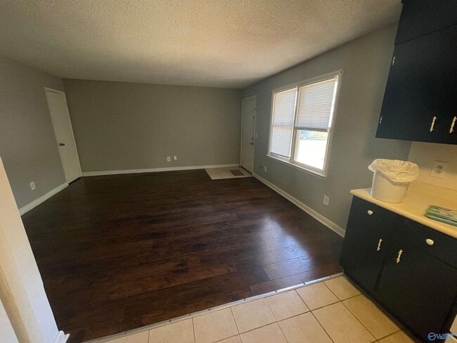 Building Photo - 4514 Bonnell Dr NW