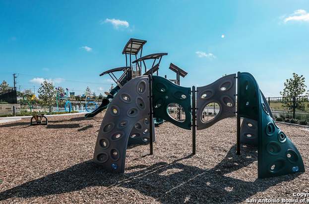 Building Photo - 6536 Dynamic Sound
