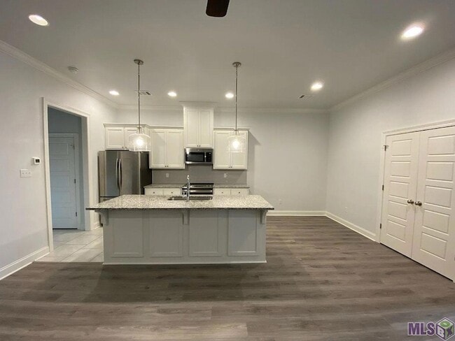 Building Photo - 1474 Partierre Ln