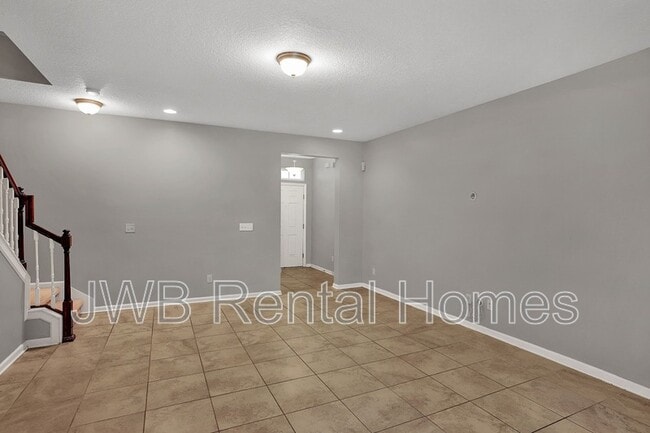 Building Photo - 409 Richmond Dr