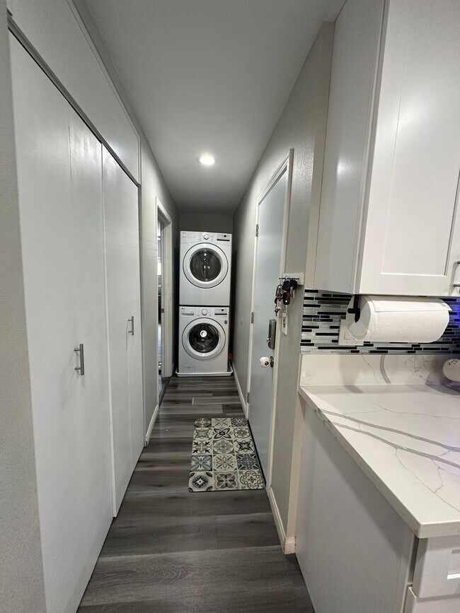Building Photo - Inviting 3-Bedroom | 2-Bathroom Home in National City