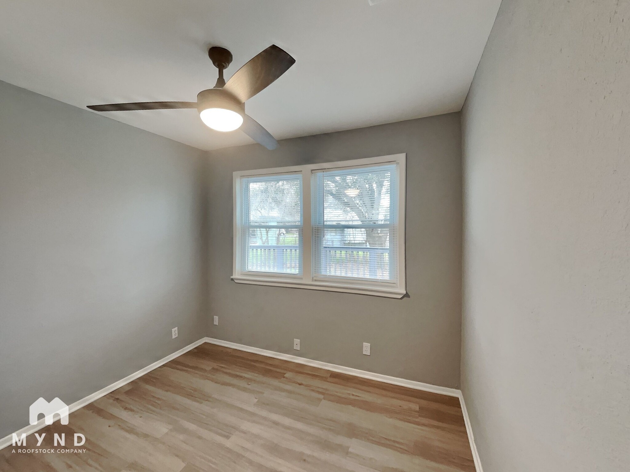 Building Photo - 1901 Gentilly Cir