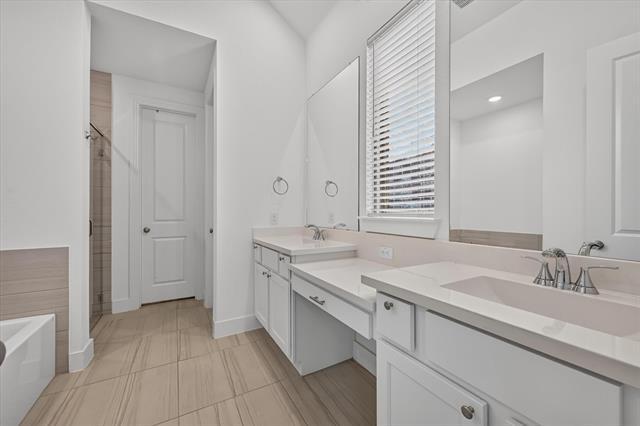 Building Photo - 4317 Sanctuary Dr