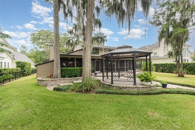 Building Photo - 2020 Venetian Way