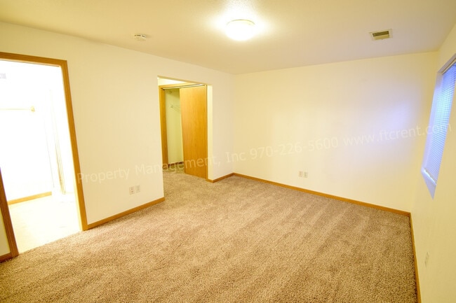 Building Photo - 2929 Ross Dr