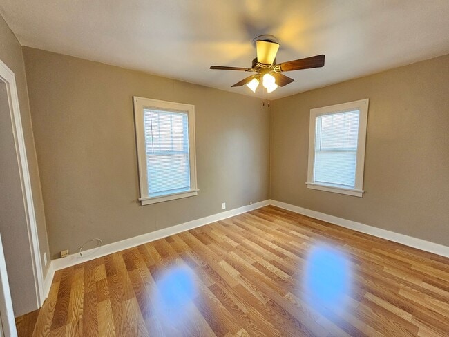 Building Photo - 2 Bed 1 Bath Single Family Home in Wisconsin Rapids