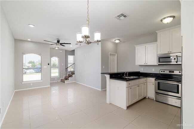 Building Photo - 2307 Taxco Ct