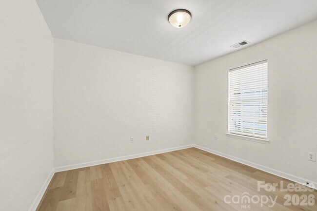 Building Photo - 2163 Wexford Way