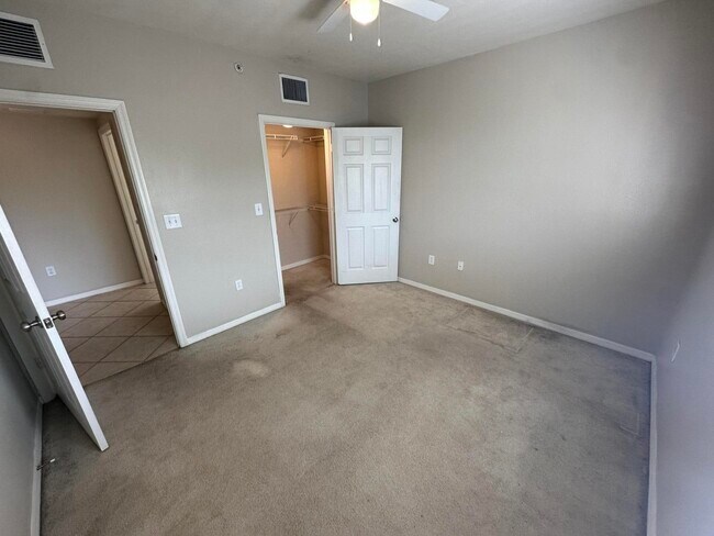 Building Photo - 6370 Emerald Dunes Dr