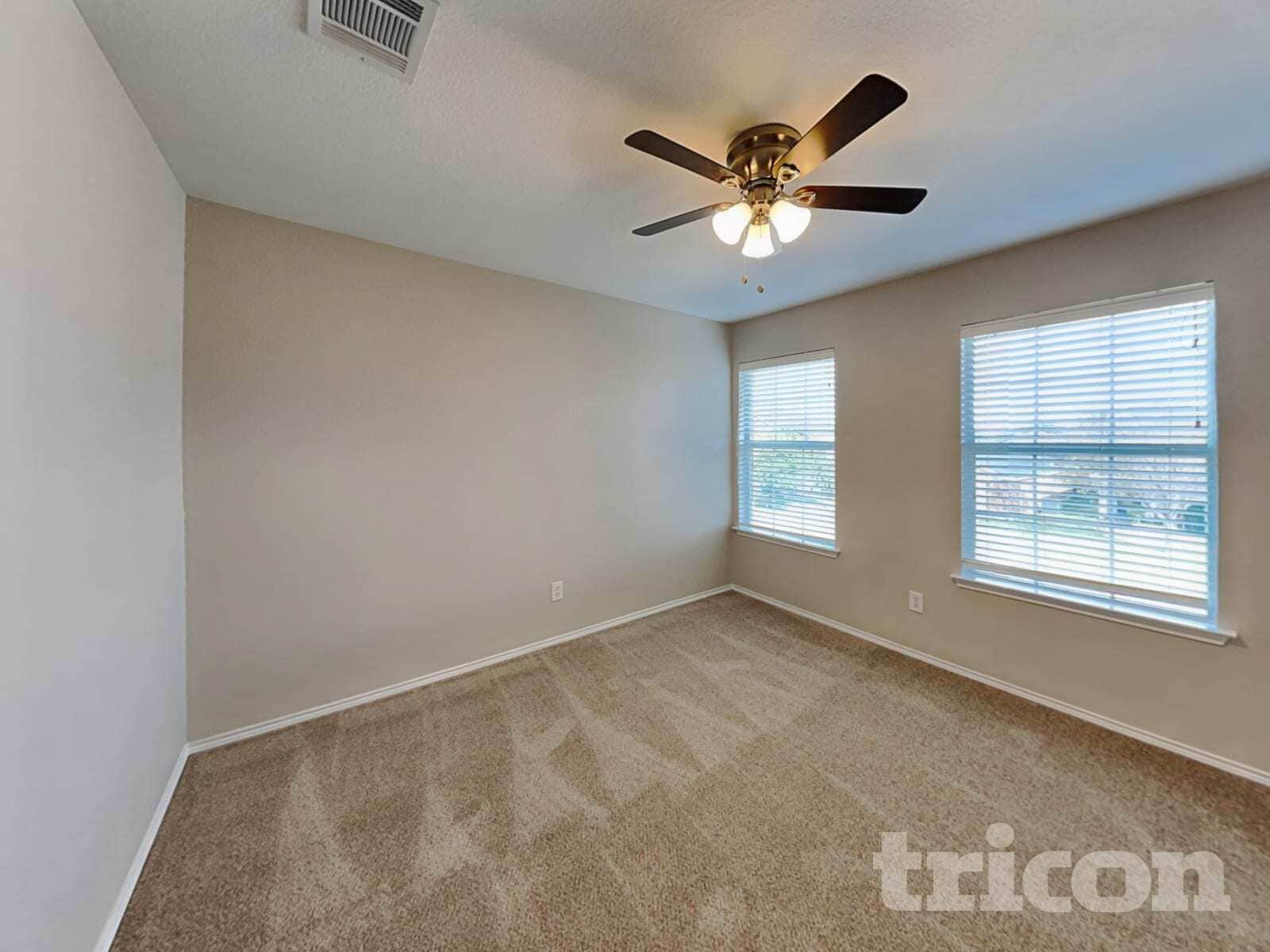 Building Photo - 156 Jefferson Dr