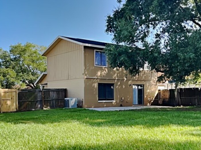 Building Photo - 1388 Bramblewood Dr