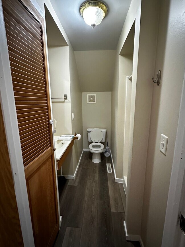 Building Photo - 1207 3rd Ave South