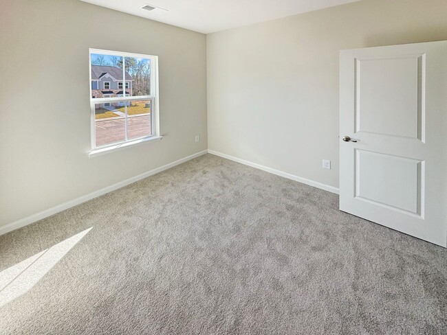 Building Photo - Brand-New 3-Bedroom Townhome in Sandston, VA