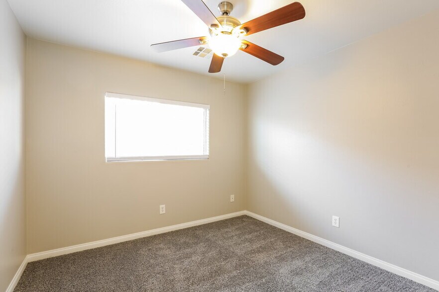 Building Photo - 6404 Frosted Dawn Ct