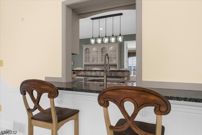 Building Photo - 21 Country Pl