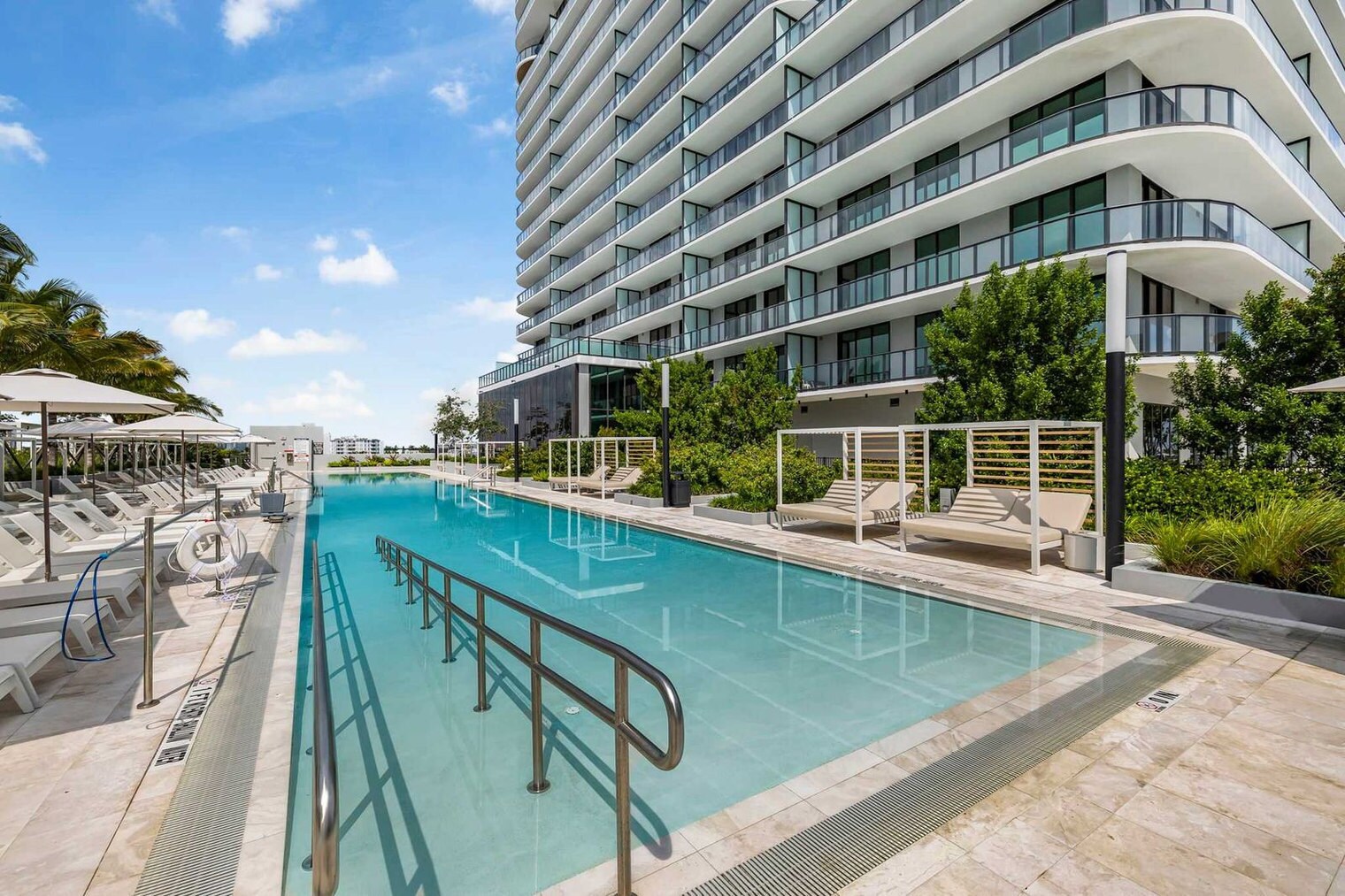 Building Photo - 7144 Byron Ave