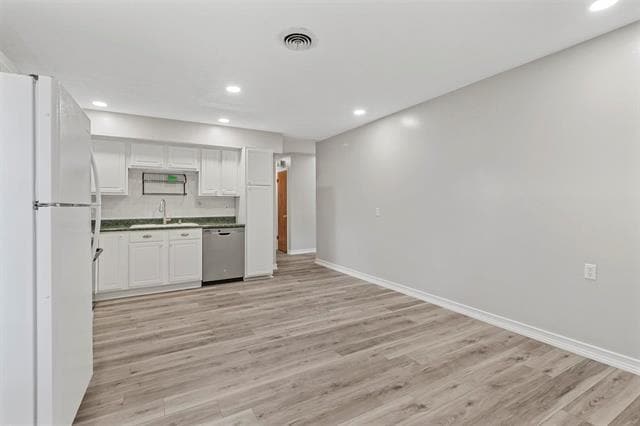 Building Photo - 2015 Salem St