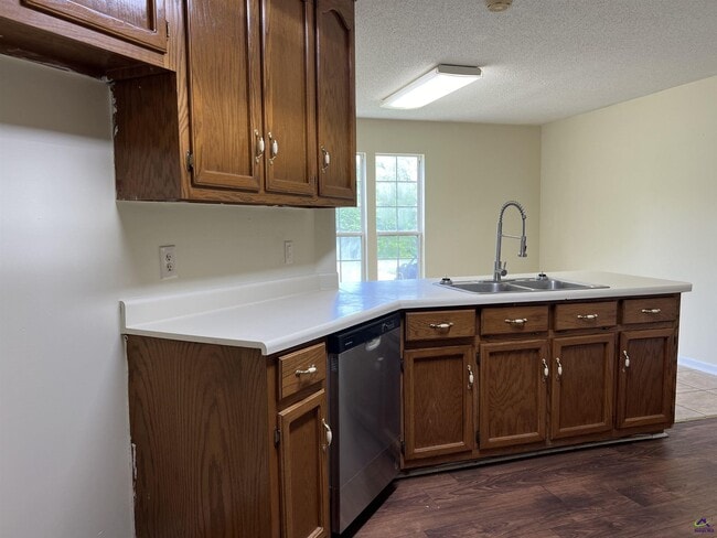 Building Photo - 164 Lonnie Bryant Rd