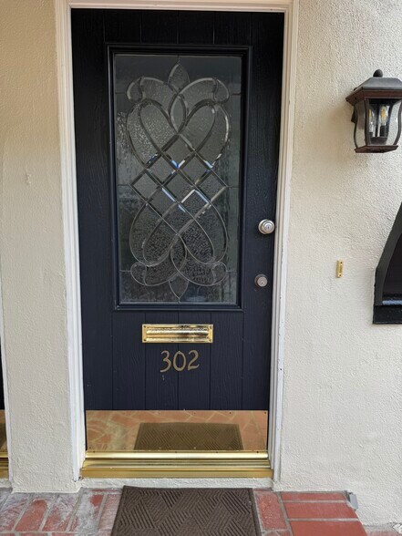 Welcome Home! - 302 Portland Cir